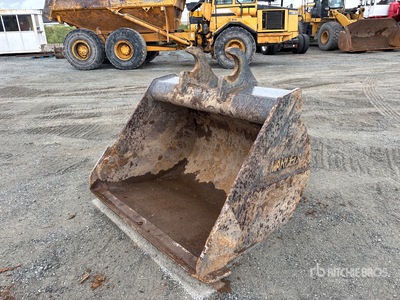 58 in Q/C Cleanup Excavator Bucket - Fits Volvo EC210