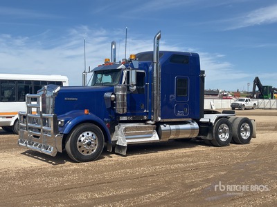 2022 Kenworth W900 T/A Sleeper Truck Tractor