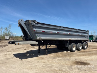 2003 Arnes 30 ft Tri/A End Dump Trailer