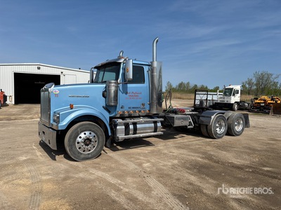 2013 Western Star W4900SF 6x4 T/A Day Cab Truck Tractor