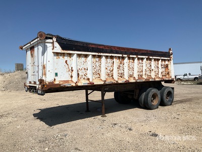 1986 Arnes 23 ft 6 in T/A End Dump Trailer