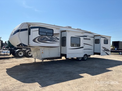 2010 Keystone Montana 37 ft 6 in T/A Remorque de tourisme