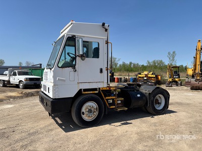 2014 Ottawa YT RORO 4x2 Spotter Truck