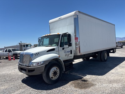 2015 International 4300 4x2 Van Truck