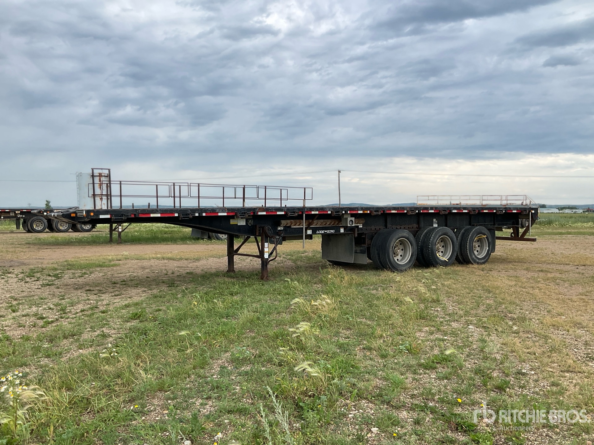 2012 Lode King 44 ft Tri/A Flatbed Oilfield Trailer
