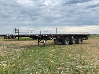 2012 Lode King 44 ft Tri/A Flatbed Oilfield Trailer