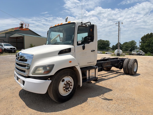 2015 Hino 338 4x2 Cab and Chassis