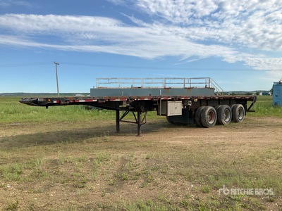 2011 Lode King 49 ton 44 ft Tri/A Flatbed Oilfield Trailer