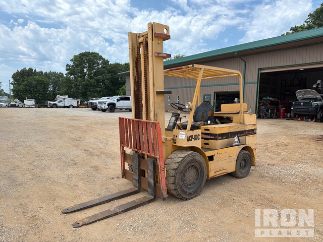 1980 Allis Chalmers ACP-80C 7650 lb Pneumatic Tire Forklift