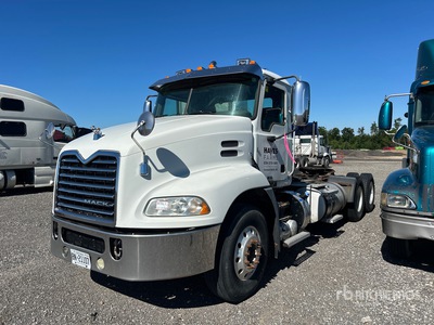 2018 Mack CXU613 6x4 トラックトラクター（T/A）