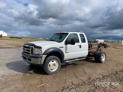 2007 Ford F-550 XLT 4x4 Extended Cab Cab & Chassis (Inoperable)