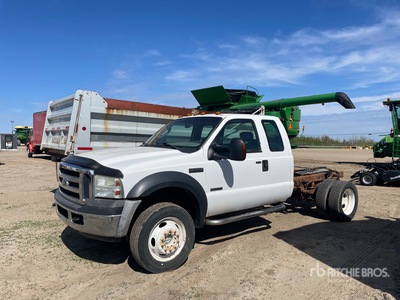 2007 Ford F-550 XLT 4x4 Extended Cab Cab & Chassis (Inoperable)