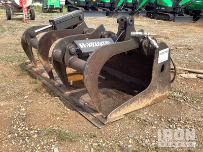 2020 Bobcat 62 in Grapple Bucket