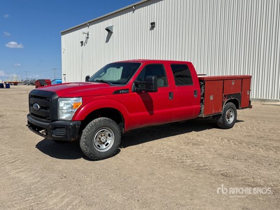 2011 Ford F-250 XL 4x4 Crew Cab شاحنة خدمة