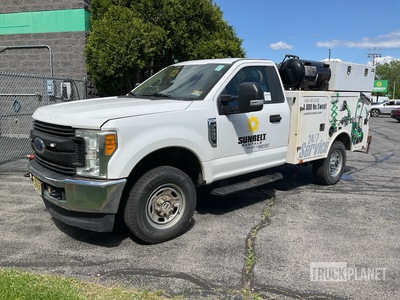 2017 Ford F-250 XL 4x4 サービスカー