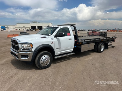 2019 Ram 5500 4x4 Autocarro con pianale rollback