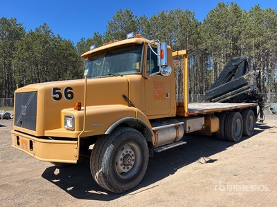 1999 Hiab 215-3 Knuckle Boom on 2000 Volvo WCN 6x4 Boom Truck