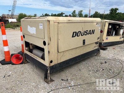 2012 Doosan Infracore XP375WJD-T3 375 cfm Luchtcompressor