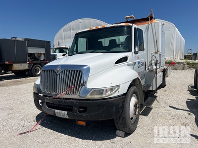 2003 International 4300 SBA  4x2 Sewer Camion chaudière