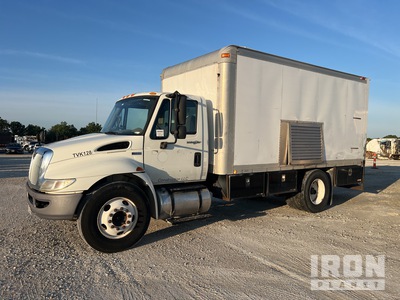 2014 International 4300 Delux 4x2 下水工事用トラック