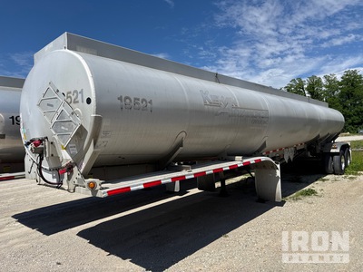 2007 LBT 9200 gal T/A Tanker Trailer
