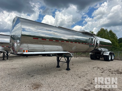 1989 Polar 7000 gal T/A Tanker Trailer
