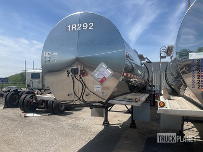 1991 Polar 7000 gal T/A Tanker Trailer