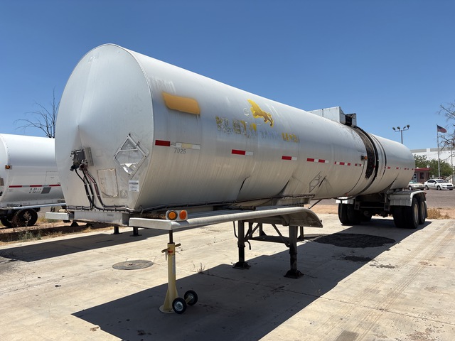 1996 Polar T/A 7500 gal Asphalt Tank Trailer