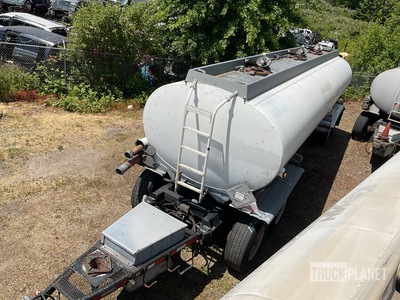 2001 Beall 7430 gal Quad/A Pup タンクトレーラー