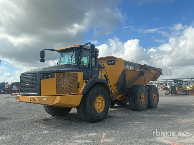 2019 John Deere 410E Articulated Dump Truck