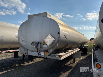 1999 Fruehauf 6500 gal T/A Trailer cisterna
