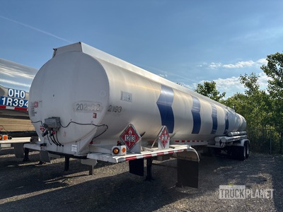 9300 gal T/A Trailer cisterna