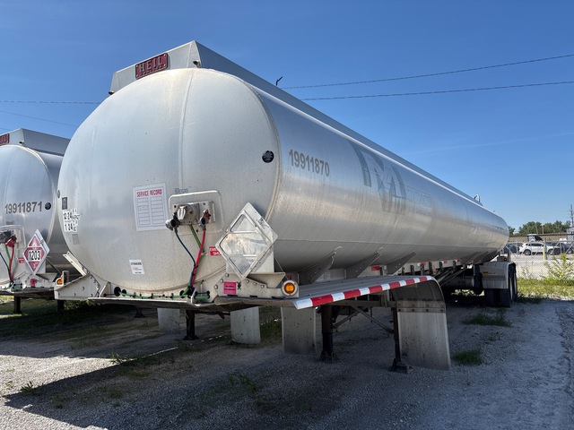 2015 Heil 9000 gal T/A Tanker Trailer 2015 Heil 9000 gal T/A Tanker Trailer