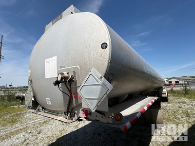 2015 Heil 9000 gal T/A Tanker Trailer