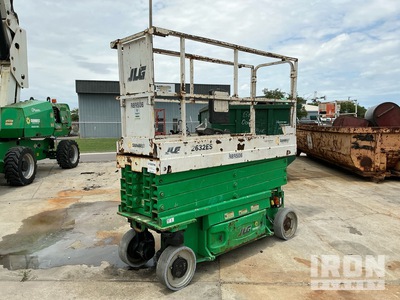 2017 JLG 2632ES Electric Scissor Lift