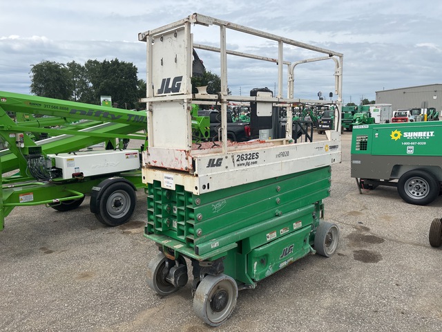 2015 JLG 2632ES Electric Scissor Lift 2015 JLG 2632ES Electric Scissor Lift