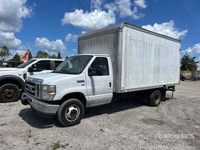 2013 Ford E-350 4x2 Kastenwägen