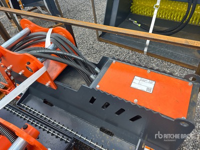 2026 Handy HEM32 36 in Excavator Mulcher エクスカベーター用アタッチメント - その他 - Fits 4 - 8 ton (Unused)