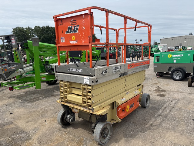 2006 JLG 3246ES Electric Scissor Lift