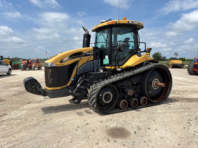 2013 Challenger MT765D Track Tractor 2013 Challenger MT765D Track Tractor
