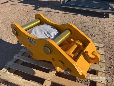 2026 Handy HEC320 Excavator Coupler - Fits Cat 320 (Unused)