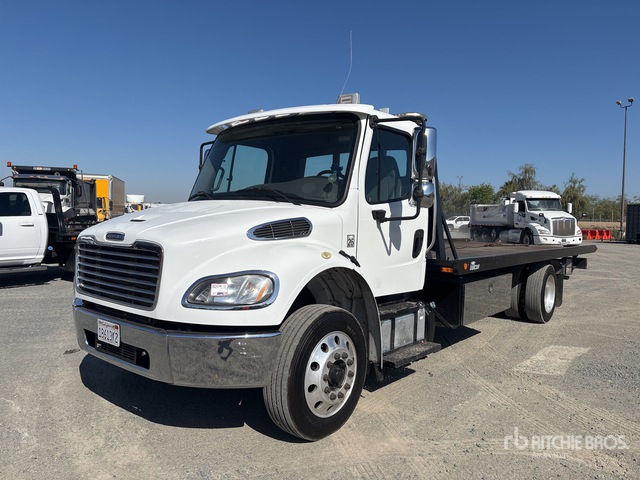 2018 Freightliner M2 106 4x2 Rollback Truck