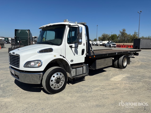 2018 Freightliner M2 106 4x2 Rollback Truck