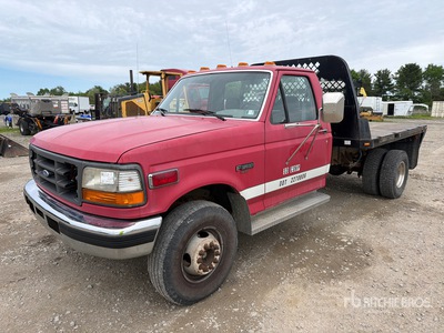 1994 Ford F-450 Superduty 4x2 Flatbed Truck