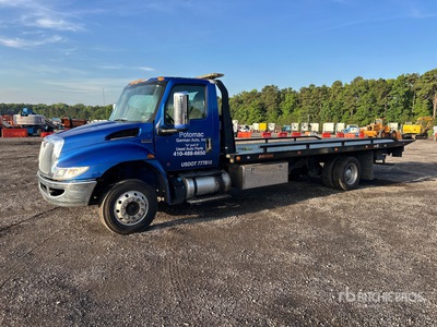 2019 International MV607 4x2 ロールバックトラック