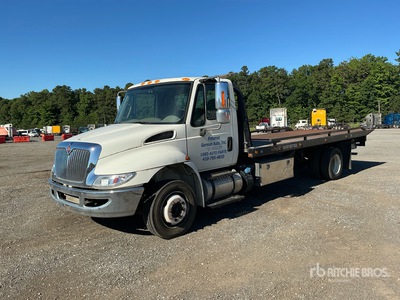 2017 International 4300 4x2 Rollback Truck