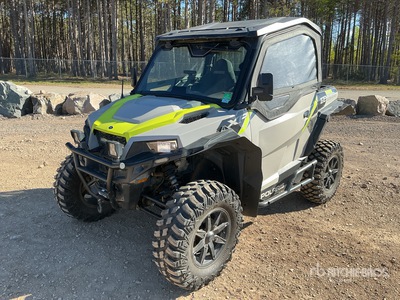 2023 Polaris GENERAL 1000 4x4 سيد بى سيد