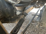Underbody with Non-Driven Drop Axle (1)