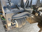 Underbody with Non-Driven Drop Axle (1)