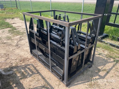 Quantity of (5) 2026 AGT SSCPF42-2200-WFF 42 in Skid Steer Forks (Unused)